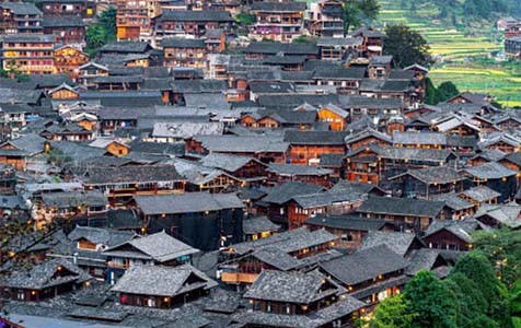 南部6种常见的外墙仿石漆施工工艺！